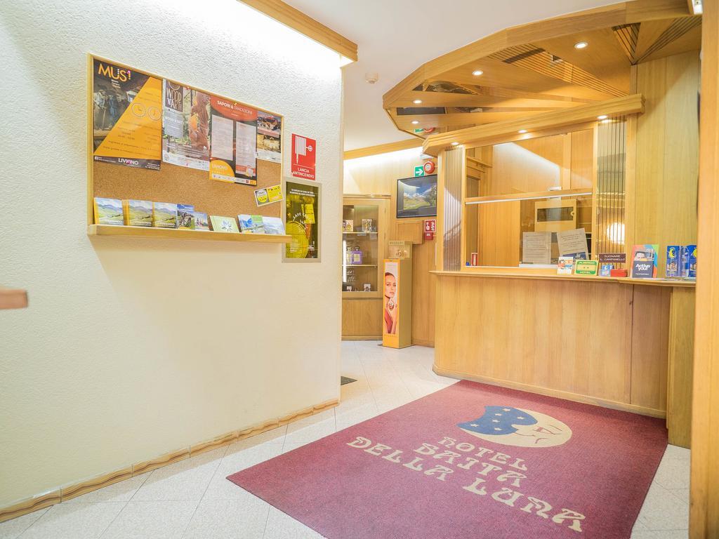 白塔德拉露娜酒店 利维尼奥 外观 照片